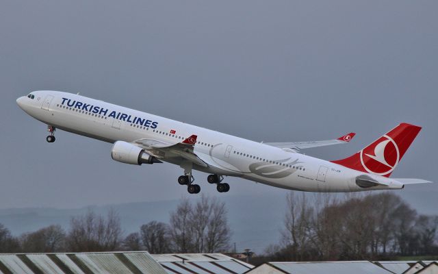 Airbus A330-300 (TC-JOK) - turkish airlines a330-300 tc-jok dep shannon for istanbul after a medical diversion while enroute jfk to istanbul 31/12/15.