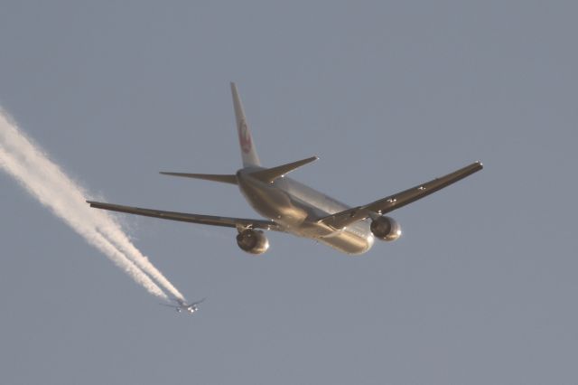 BOEING 767-300 (JA659J) - November 17th 2019:HKD-HND.