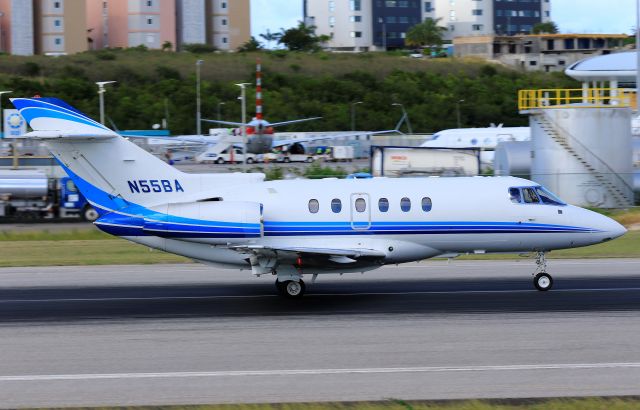 Hawker 800 (N55BA)