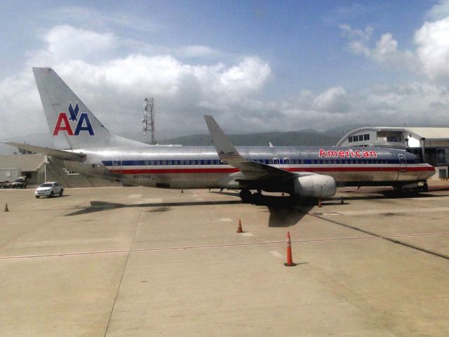 Boeing 737-800 (N973AN)