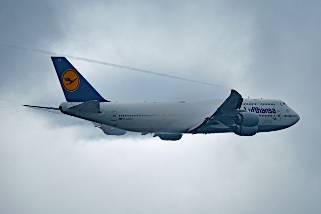 BOEING 747-8 (D-ABYR)