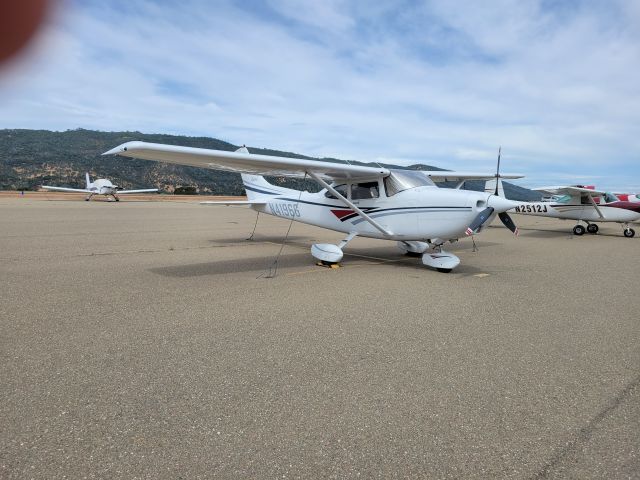 Cessna Skylane (N4196G)
