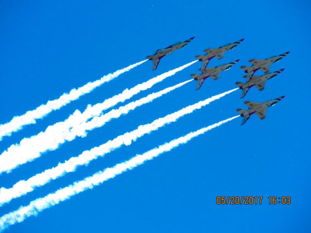 Lockheed F-16 Fighting Falcon (92-3898)