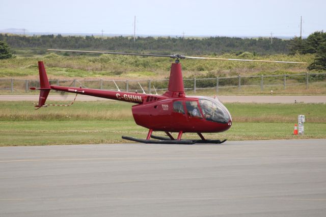 Robinson R-44 (C-GHHN)