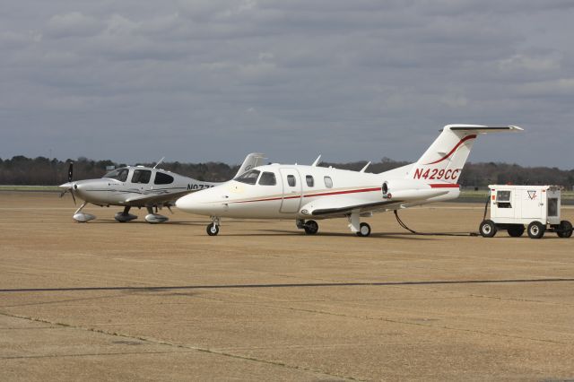 Eclipse 500 (N429CC)