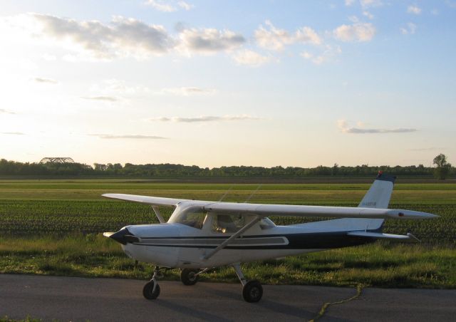 Cessna 152 (N4851B) - N4851B