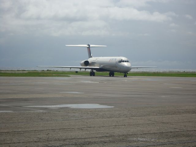 McDonnell Douglas MD-88 (N983DL)