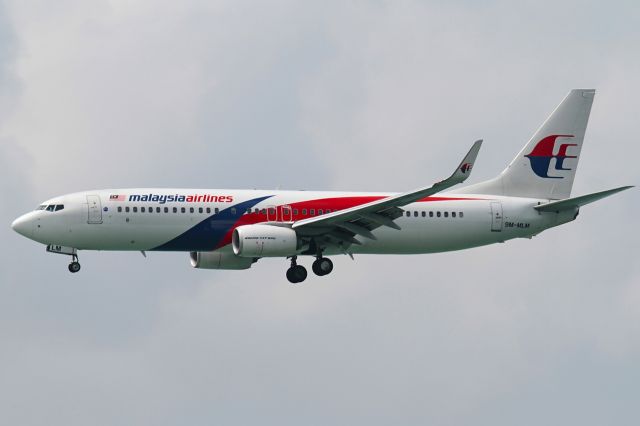 Boeing 737-800 (9M-MLM)