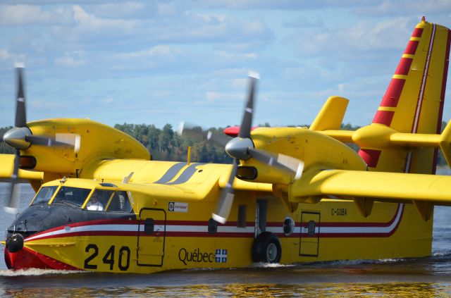 Canadair CL-415 SuperScooper (C-GQBA)