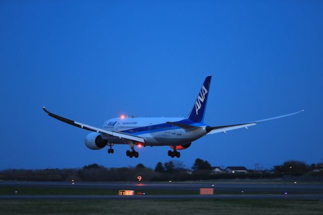 Boeing 787-8 (JA831A) - May 02, 2024:HND-HKD.