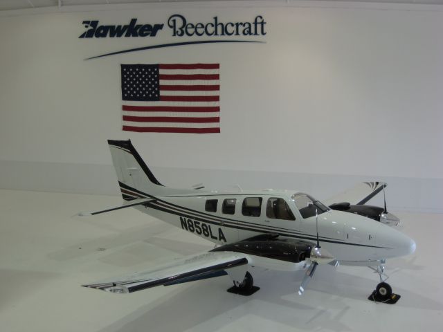 Beechcraft Baron (58) (N858LA)