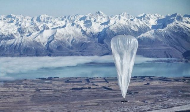 — — - Research Balloon in SpainThis Balloon is OVER 90 Mtrs tall