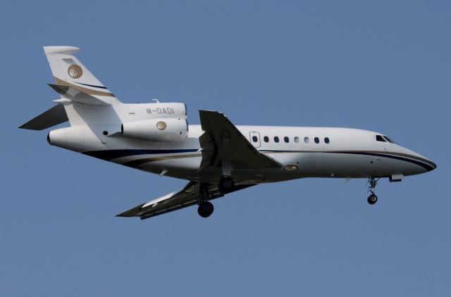 Dassault Falcon 900 (M-DADI)