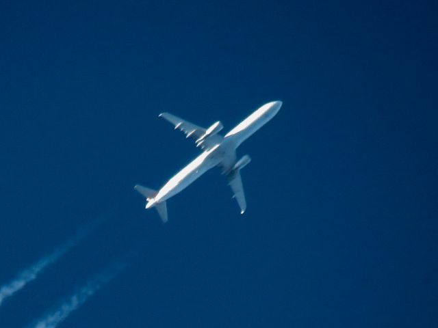 Airbus A321 (N558UW)