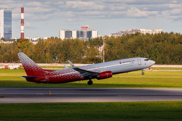 Boeing 737-700 (VP-BOB)