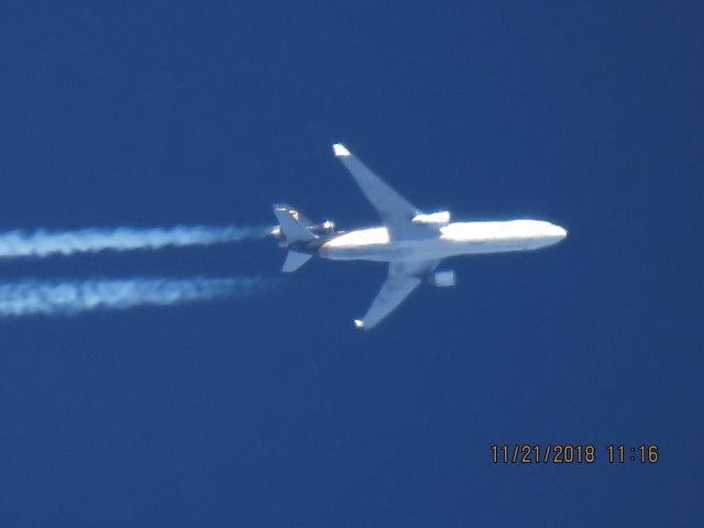 Boeing MD-11 (N260UP)