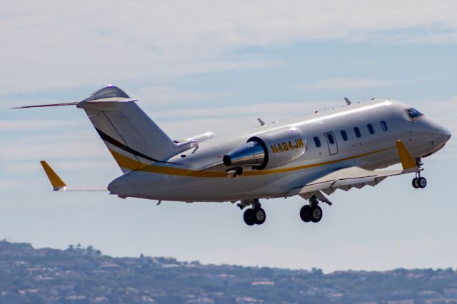 Canadair Challenger (N484JM)