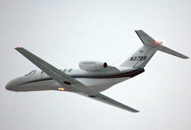 Cessna Citation CJ2+ (N379R) - At RELIANT AIR - where you find the lowest fuel prices on the Danbury (KDXR) airport.