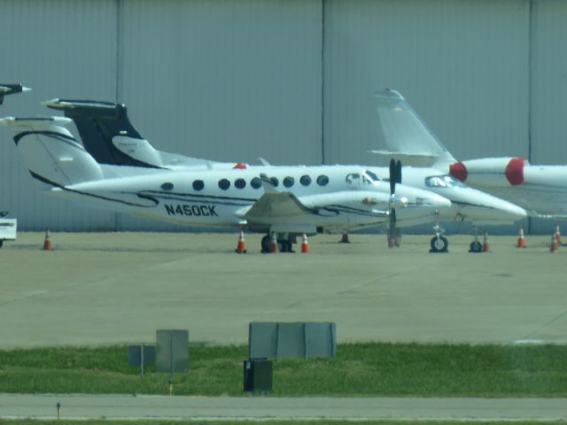 Beechcraft Super King Air 300 (N450CK)