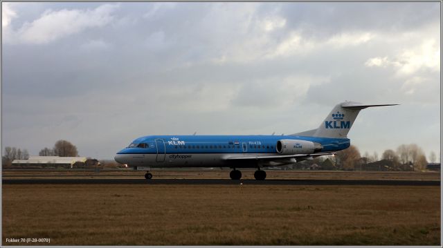 Fokker 70 (PH-KZB) - KLM Cityhopper Fokker70 (PH-KZB) Schiphol 10-01-2013