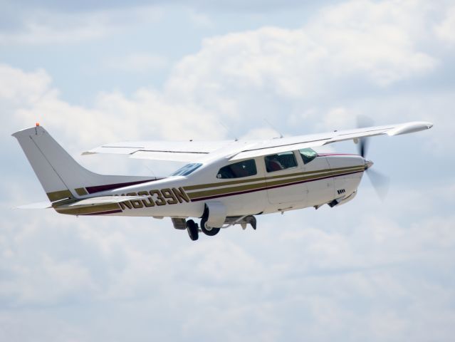 Cessna Centurion (N6039N) - Oshkosh 2013!