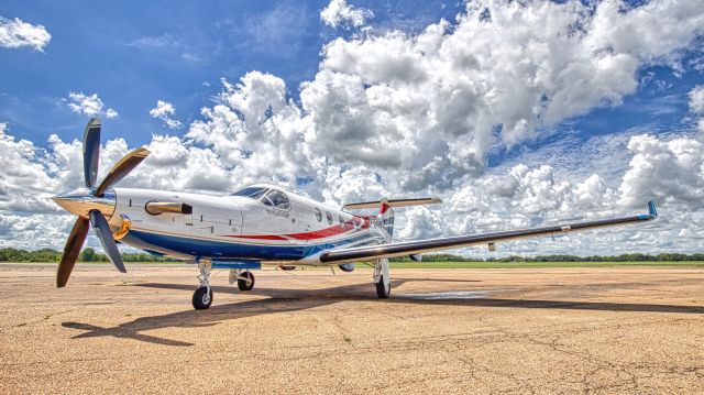 Pilatus PC-12 (N156WL)