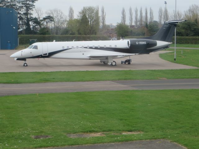 Embraer ERJ-135 (G-RBNS)