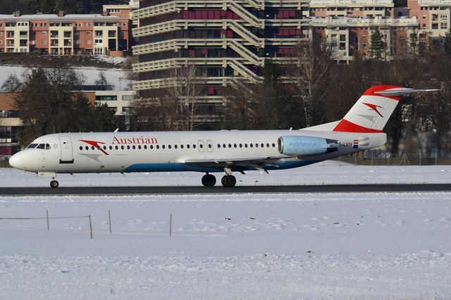 Fokker 100 (OE-LVH)
