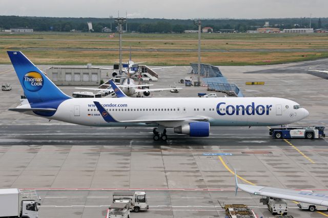 BOEING 767-300 (D-ABUB)