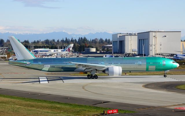 Boeing 777-200 (N718AN) - American Airlines N718AN first flight from Paine Field November 15, 2012.