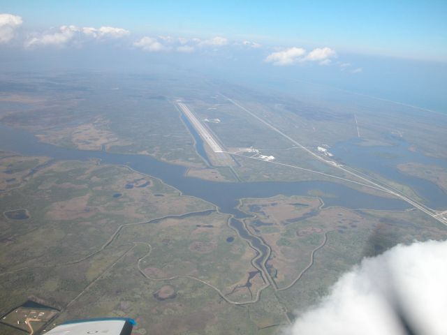 — — - Florida Shuttle Runway