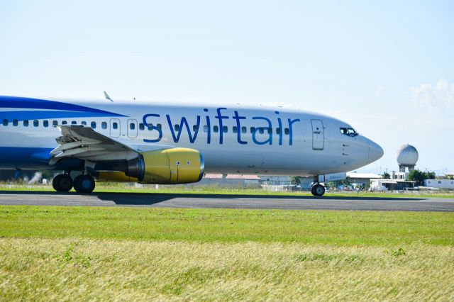 BOEING 737-400 (N804TJ)