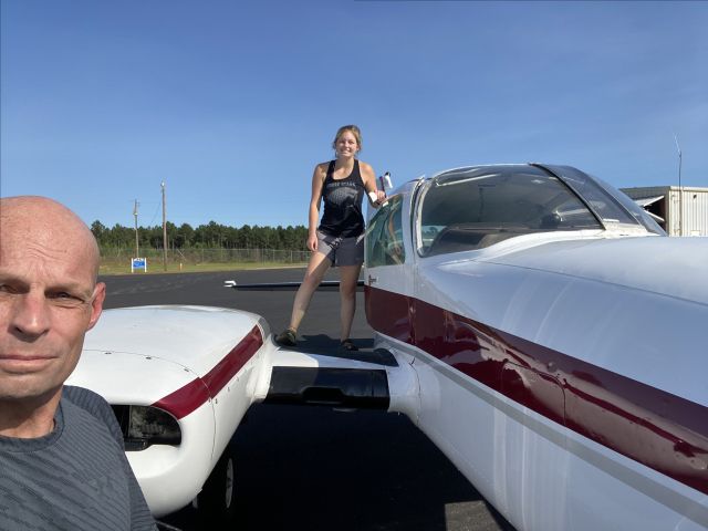 Cessna 310 (N3101T)