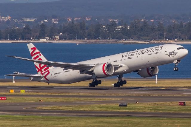 BOEING 777-300ER (VH-VPH)