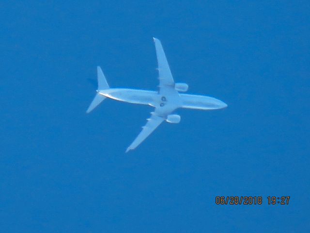 Boeing 737-800 (N14237)