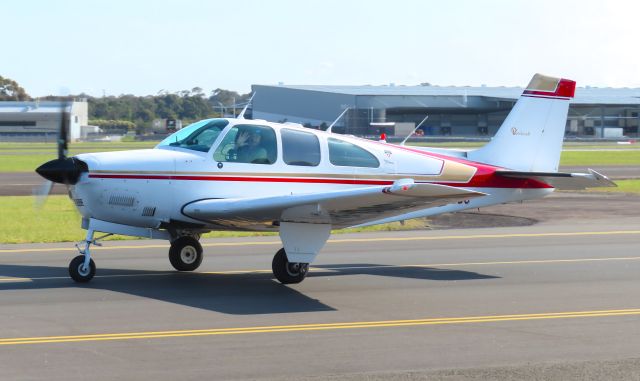 Beechcraft Bonanza (33) (VH-DDC)