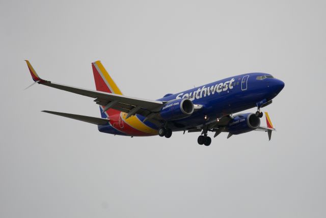 Boeing 737-700 (N272WN)