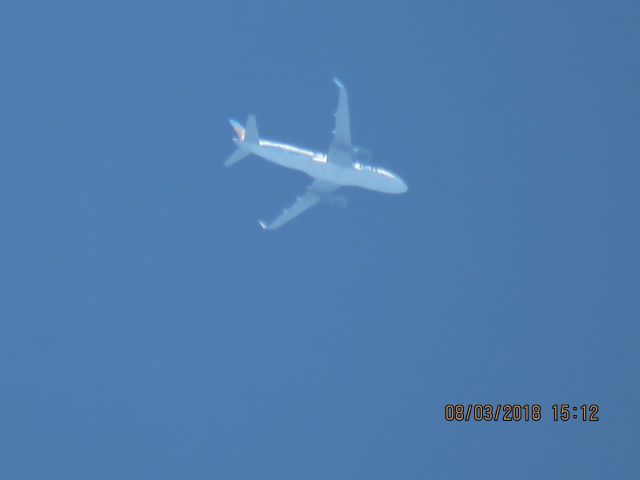 Airbus A320 (N232FR)