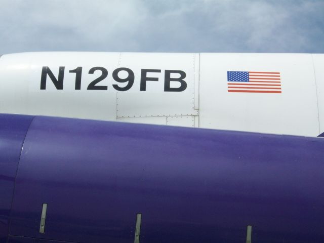 BOEING 727-200 (N129FB)