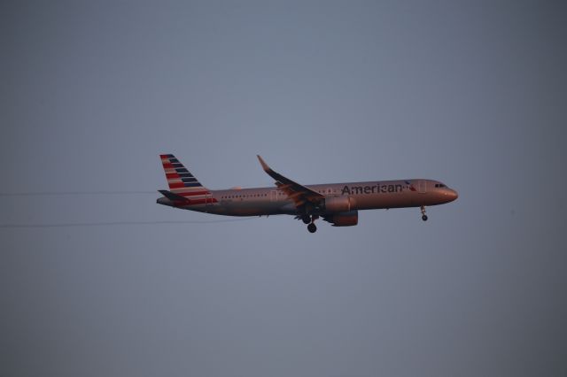 Airbus A321neo (N424AN)