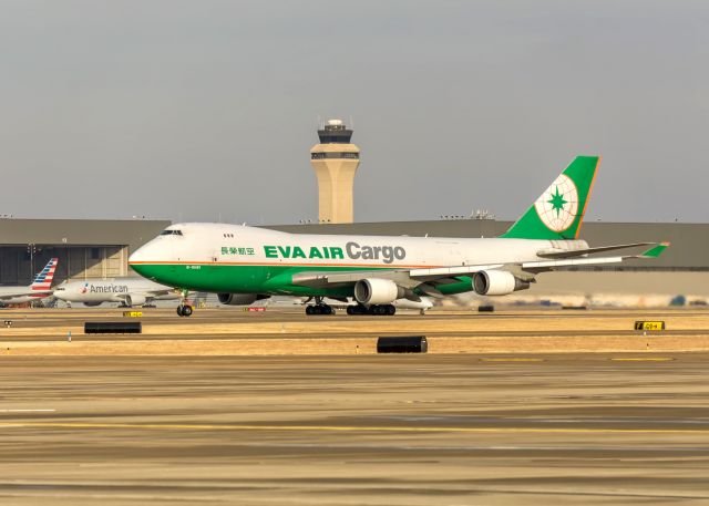 Boeing 747-400 (B-16481)