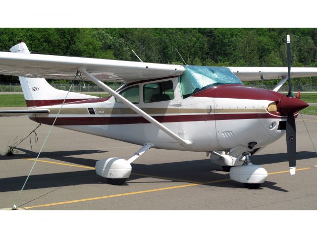 Cessna Skylane (N2XN)