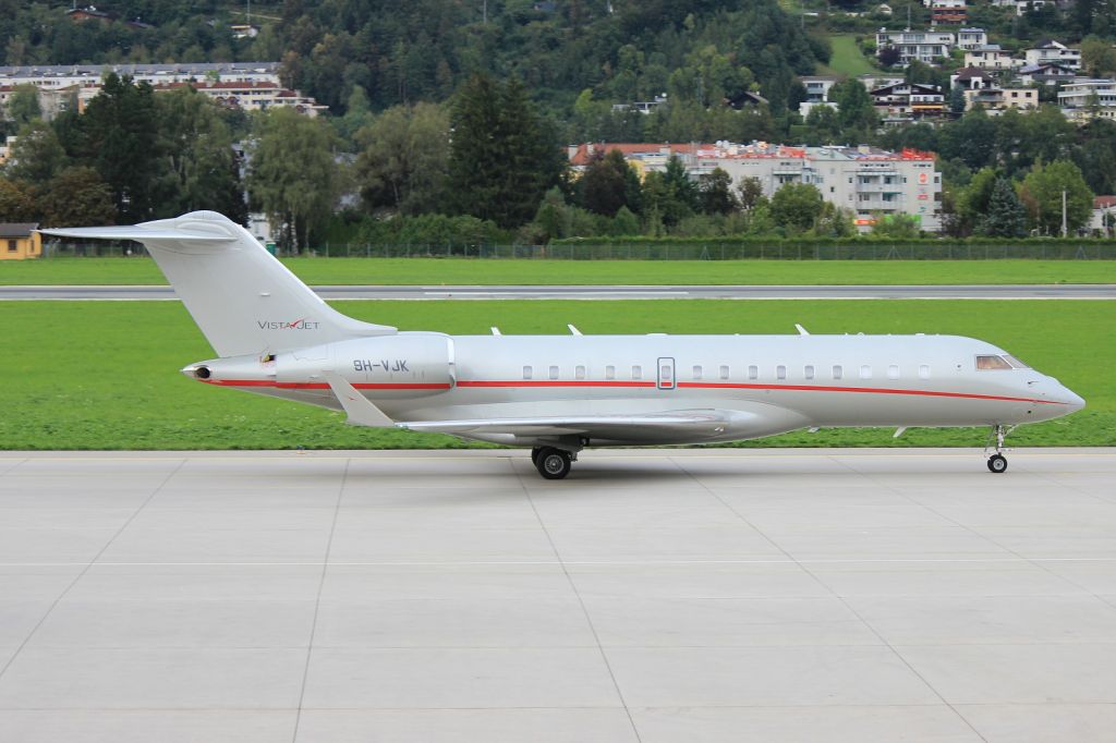 Bombardier Global Express (9H-VJK)