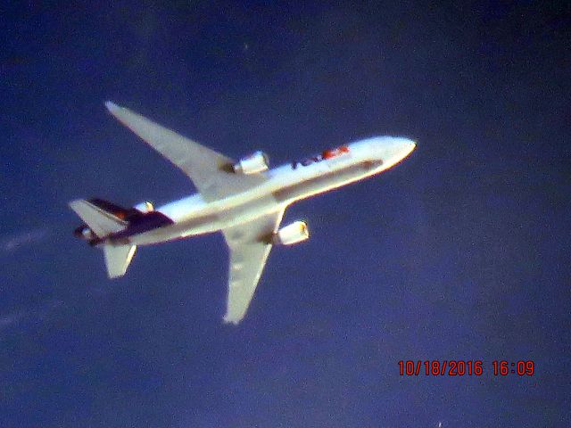 Boeing MD-11 (N588FE)