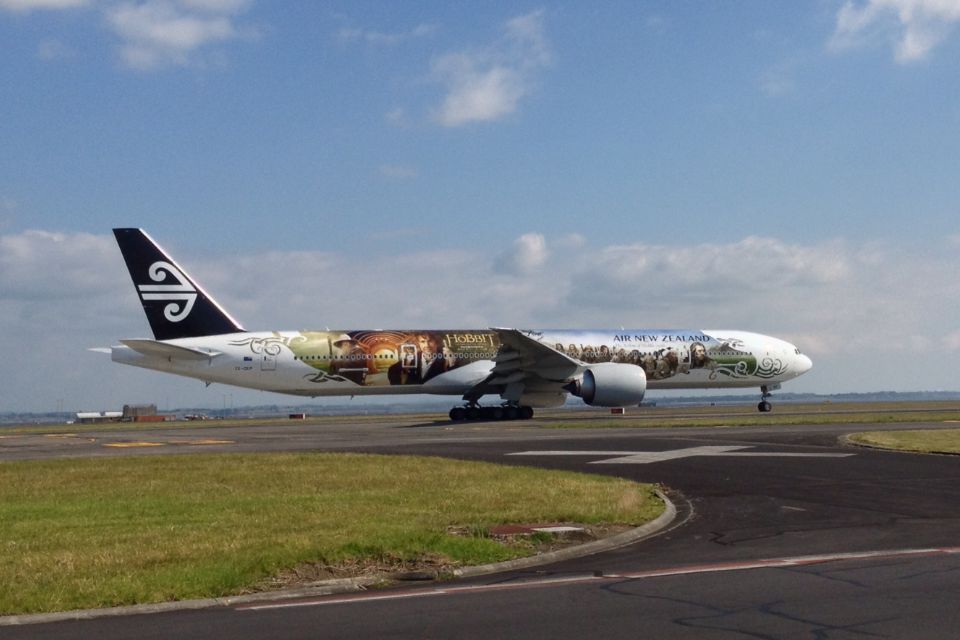 Boeing 777-200 (ZK-OKP) - NZ56 Just arrived runway 5R from Nadi, Fiji.