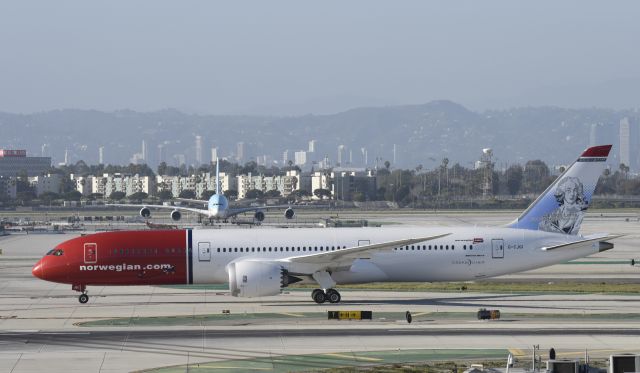 Boeing 787-9 Dreamliner (G-CJGI) - Arrived at LAX on 25L