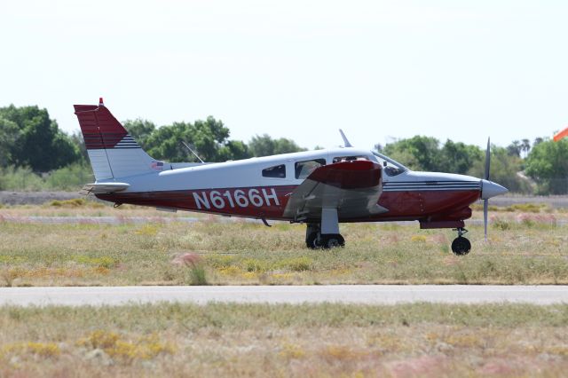 Piper Turbo Arrow 3 (N6166H)