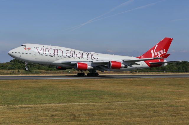 Boeing 747-400 (G-VLIP) - VIR75 off to Orlando