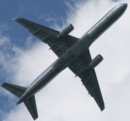 Boeing 757-200 (N634AA) - Taken from castle island park