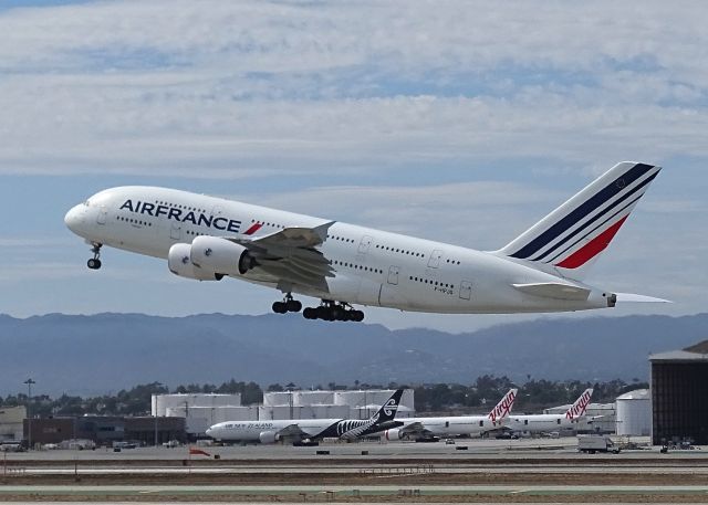 Airbus A380-800 (F-HJPG)